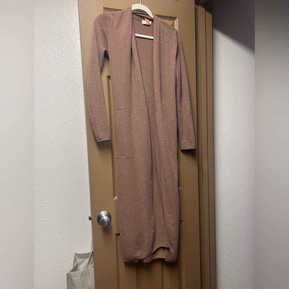 Aritzia Babaton Warm Tan Knit Cardigan